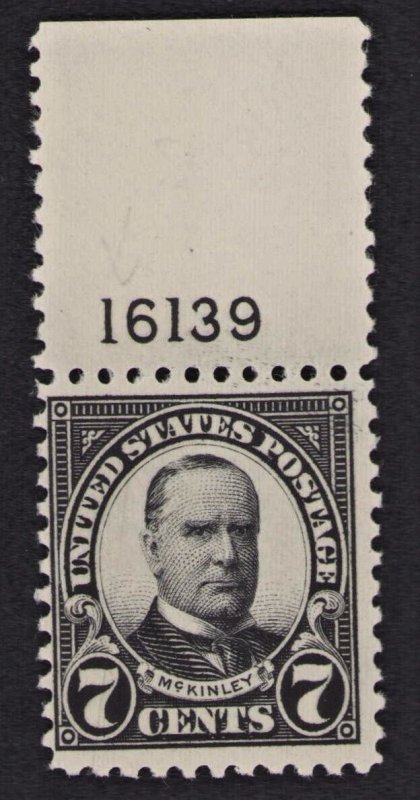 US 7¢ Black  Sc 559 Plate # Tab 1923  MNH
