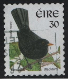 Ireland 1998-99 used Sc 1114 30p Blackbird Perf 9 x 9.5 - Birds Phosphor frame