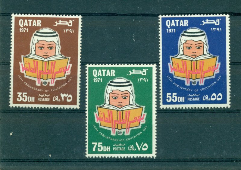 Qatar - Sc# 256-8. 1971 Literacy. MNH $12.00.