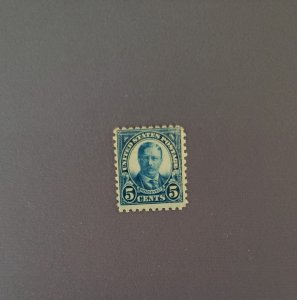 586, Theodore Roosevelt, Mint OGNH, CV $35.00