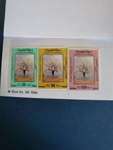 Stamps Kuwait Scott 1111-3 never hinged