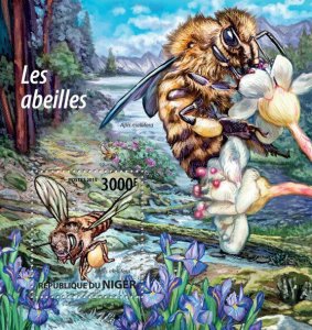 Bees Stamps Niger 2015 MNH Insects Western Honey Bee 1v S/S