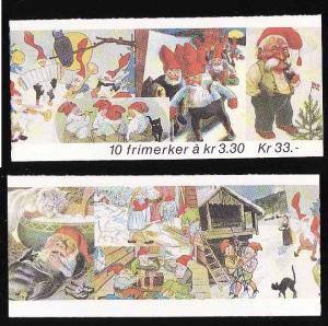 Norway-Scott #1032b-complete booklet with pane of 10 Xmas