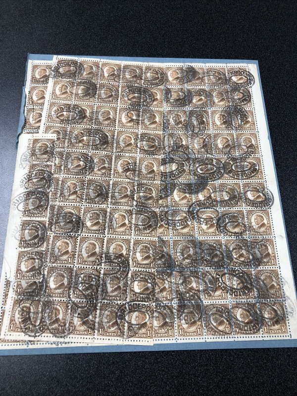 US #582 Harding 1.5c Sheet Of 100 Plus 55 Stamps On Piece Used Scarce.