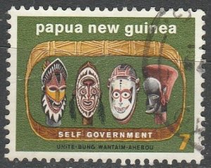 Papua et New Guinea   395    (O)   1973