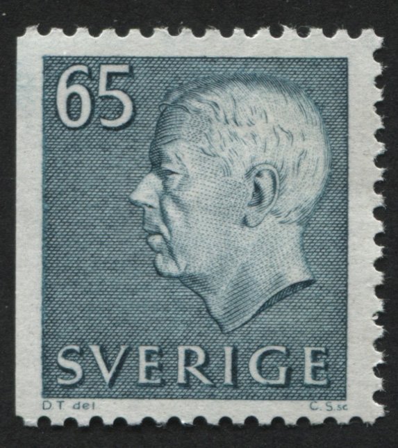 Sweden 672D MNH  (left)
