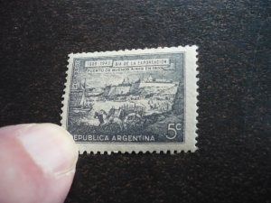 Stamps - Argentina - Scott# 516 - Mint Hinged Single Stamp