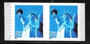 Scott #3453b Pair, 2000 (34c) Statue of Liberty Definitive, LARGE DATE VF, NH!