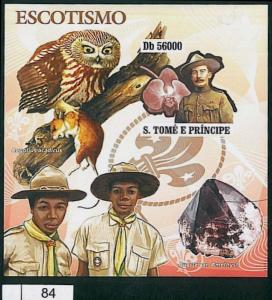 Sao Tome e Principe 2010, IMPERF SHEET: Boy Scouts, Birds, Mineral, Mushrooms