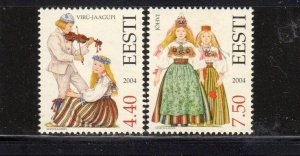 ESTONIA #497-498 2004 FOLK COSTUMES MINT VF NH O.G