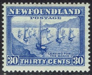 NEWFOUNDLAND 1932 FISHING FLEET 30C MNH **