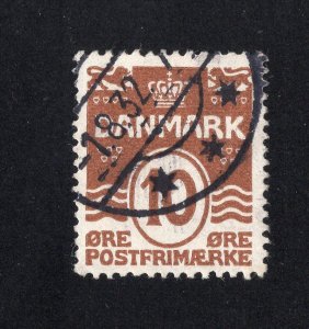 Denmark 1930 10o bister brown Numeral, Scott 95 used, value = 35c