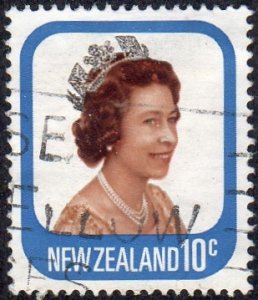 New Zealand 648 - Used - 10c Queen Elizabeth (1979) (2)