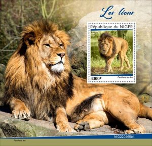 Niger - 2022 African Lion on Stamps - Stamp Souvenir Sheet - NIG220465b1