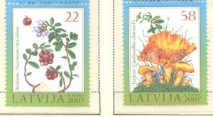 Latvia Sc 684-5 2007 Mushrooms & Berries  stamp set  mint NH