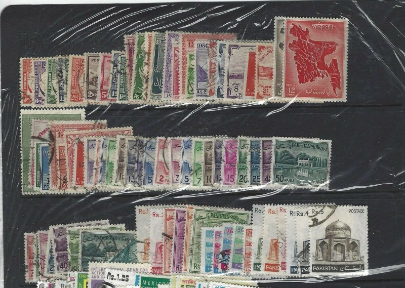 PAKISTAN  (P0708B) MINI COLLECTION OF 300   VFU MOST DIFF  CHEAP START