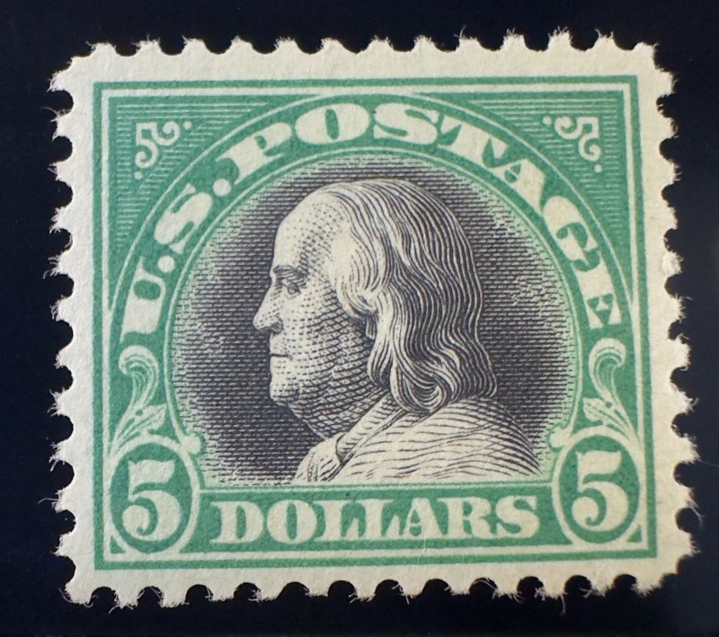 US Scott #524 Green and Black Mint OG NH Well centered