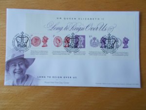 2015 Long to Reign Over Us Miniature Sheet on First Day Cover + London SW1 SHS c