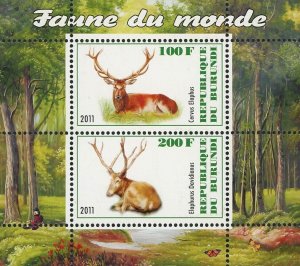 Deer Stamp Cervus Elaphus Wild Animal Souvenir Sheet of 2 Stamps MNH