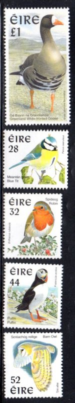 IRELAND 1036-40 MNH SCV $17.00 BIN $10.20 BIRDS