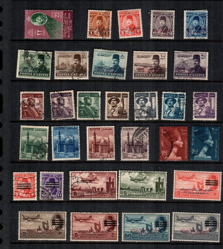 Egypt  32  diff  used and mint cat $ 24.00  lot collection