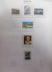 A) 1973-74, ARGENTINA, LOT OF 6 STAMPS, PAINTINGS, MAR DE PLATA FOUNDATION CENTE 