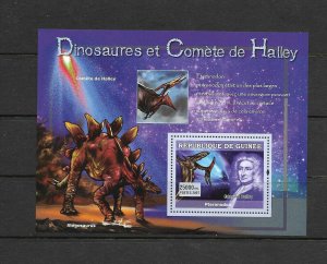 Guinea MNH S/S Halley Comet & Dinosaur 2007