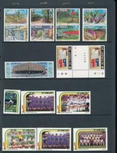 ST VINCENT Trains Sport Royalty Specimens MH (Aprx 150 Items) HP480) 