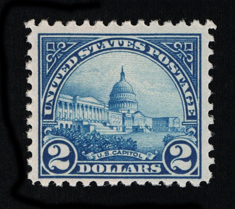 GENUINE SCOTT #572 VF-XF MINT OG VLH 1923 $2 DEEP BLUE US CAPITAL #17792 