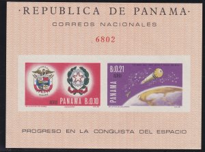 Panama # 469De, Italian Contributions to Space ImPerf Souvenir Sheet NH 1/2 Cat.