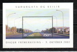 Iceland 977 MNH