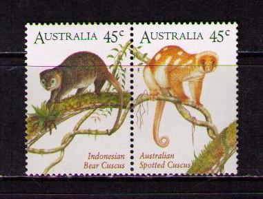 AUSTRALIA Sc# 1490a MNH FVF PAIR Bear & Spotted Cuscus