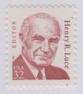 2935 32c Henry R. Luce Single