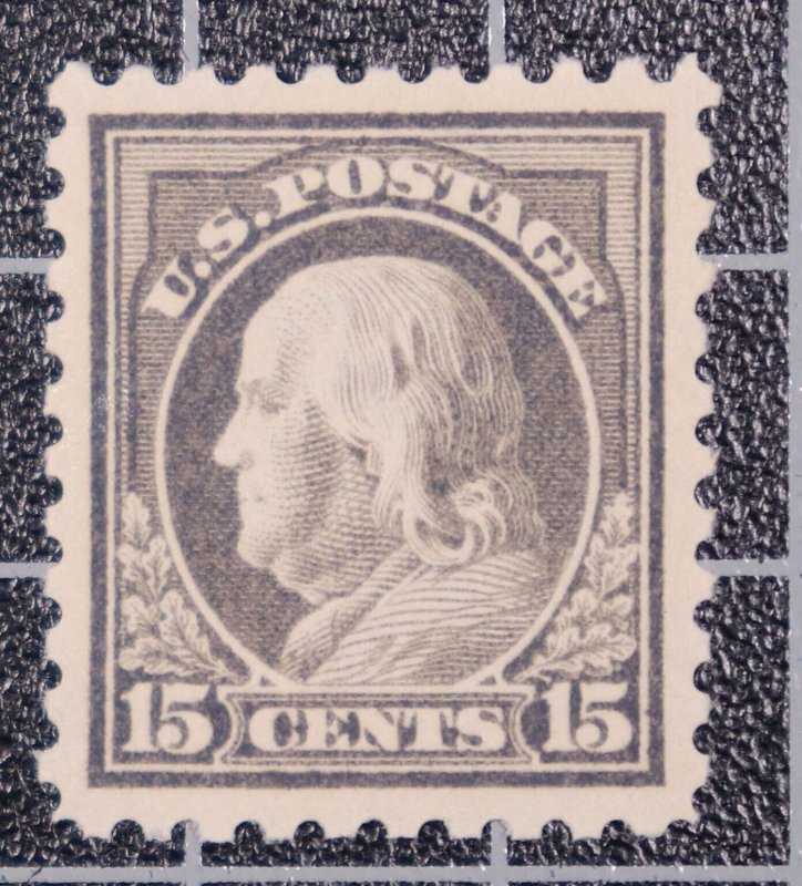 Scott 437 - 15 Cents Franklin - OG MH - PSE Cert 95 - SCV - $275.00 