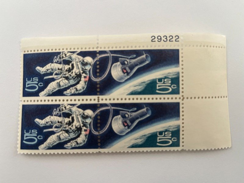 US Stamp Scott #1331-1332, 1967, 5c  Gemini Plate Block MNH OG