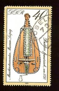 Germany DDR 2033 40pf French Barrel Lyre used