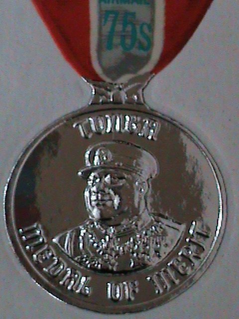 ​TONGA-AIRMAIL1971-SC#C100 SILVER MEDAL OF MERIT MNH VF KEY STAMP HARD TO FIND
