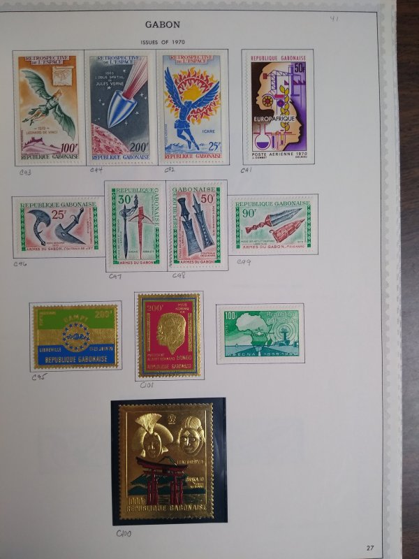 collection on pages Gabon 1970-71 mostly complete mint (hinged) NY: CV $169