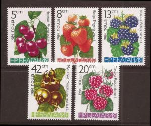 1984 Bulgaria, Berries, Set of 5 Scott 2965-69 Mint F/VF NH