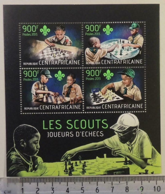 Central African Republic 2013 scouts children chess m/sheet mnh 
