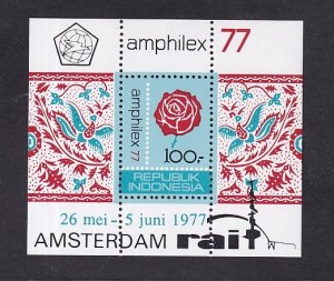 Indonesia  #999a    MNH  1977  sheet rose 100r   Amphilex `77
