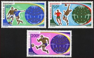 1970 Dahomey 414-416 1970 FIFA World Cup in Mexico 6,50 €