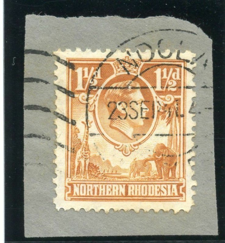 Northern Rhodesia 1938 KGVI 1½d yellow-brown TICK BIRD FLAW variety VFU. SG 30b.