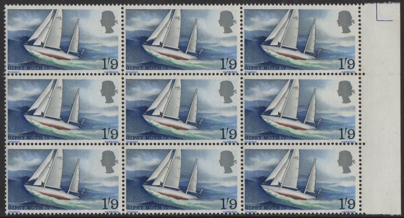 GB (L005) - 1967 Sg751 SINGLE STAMP IN BLOCK OF 9 - GYPSY MOTH IV Mint(NH)