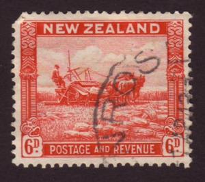 New Zealand 1935 Sc#193, SG#564 6d Red Harvesting, Farming USED.