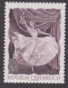 Austria # 786, Ballet Dancer, NH