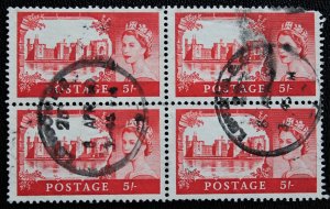 Great Britain #526 Used Block of 4 Top Right Stamp has Corner Fault