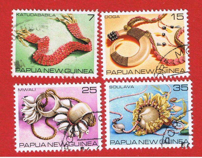 Papua #499-502 VF used  Shells  Free S/H