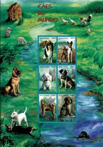 Mozambique 2000 - Dogs of the World - Sheet of 6 - Scott 1349 - MNH