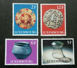 Luxembourg Archeological Relics 1976 Ancient Art Antique Glass (stamp) MNH